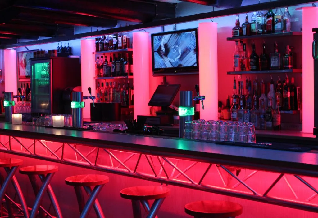 Interieur nachtcafe warhol