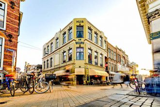 House The Bourse