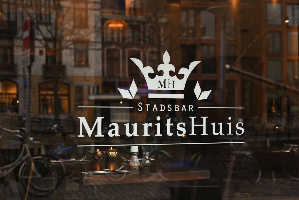 City bar Het MauritsHuis photo via facebook