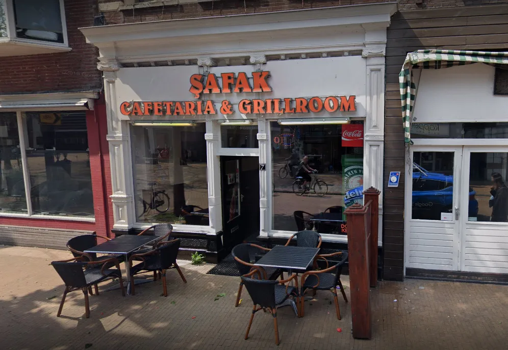 Safak Grillroom voorgevel