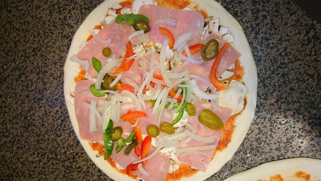 Laziz Pizzeria Shoarma Zuidhorn Horecagroningen.nl