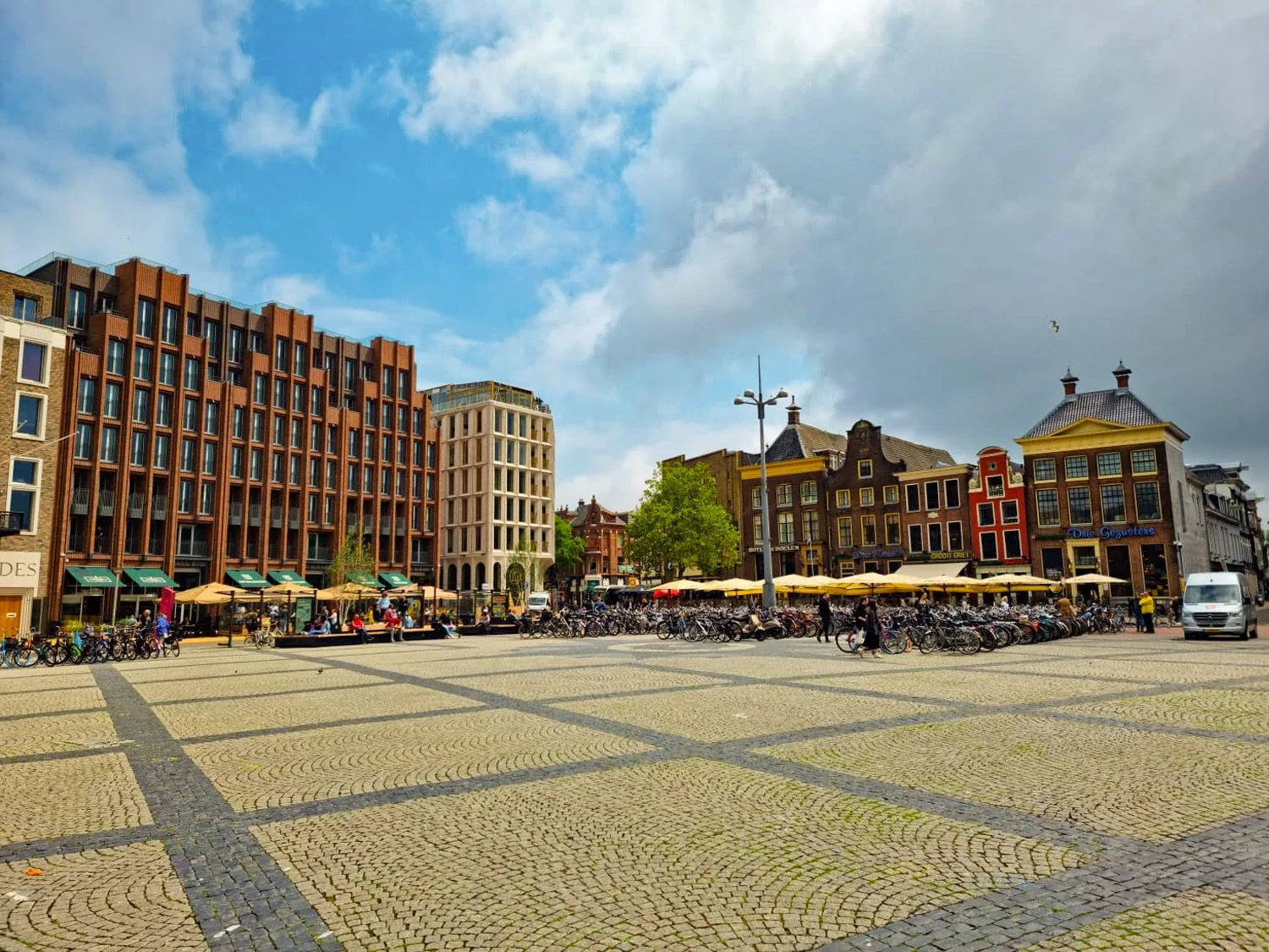 Grote-Markt-Groningen-Horecagroningen.nl_-1