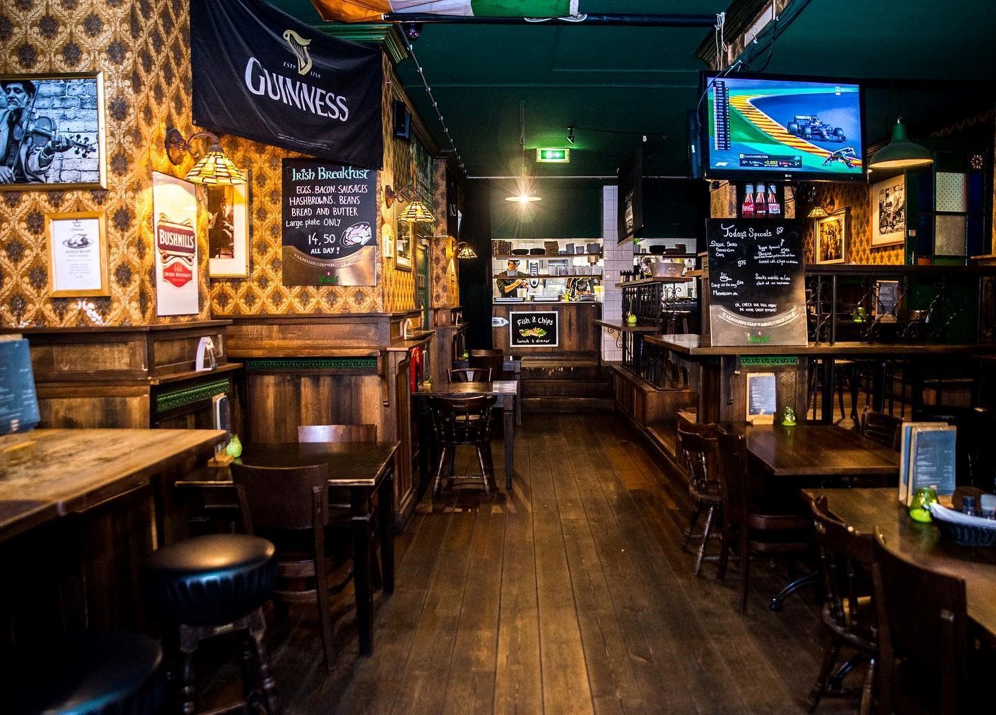 Irish Pub O'Malley's exists 10 years - Horeca Groningen